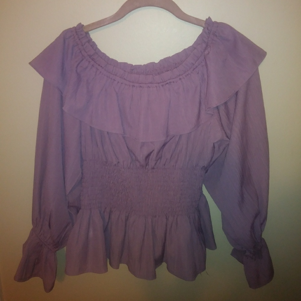 She and Sky Sz Large Lavender Blouse